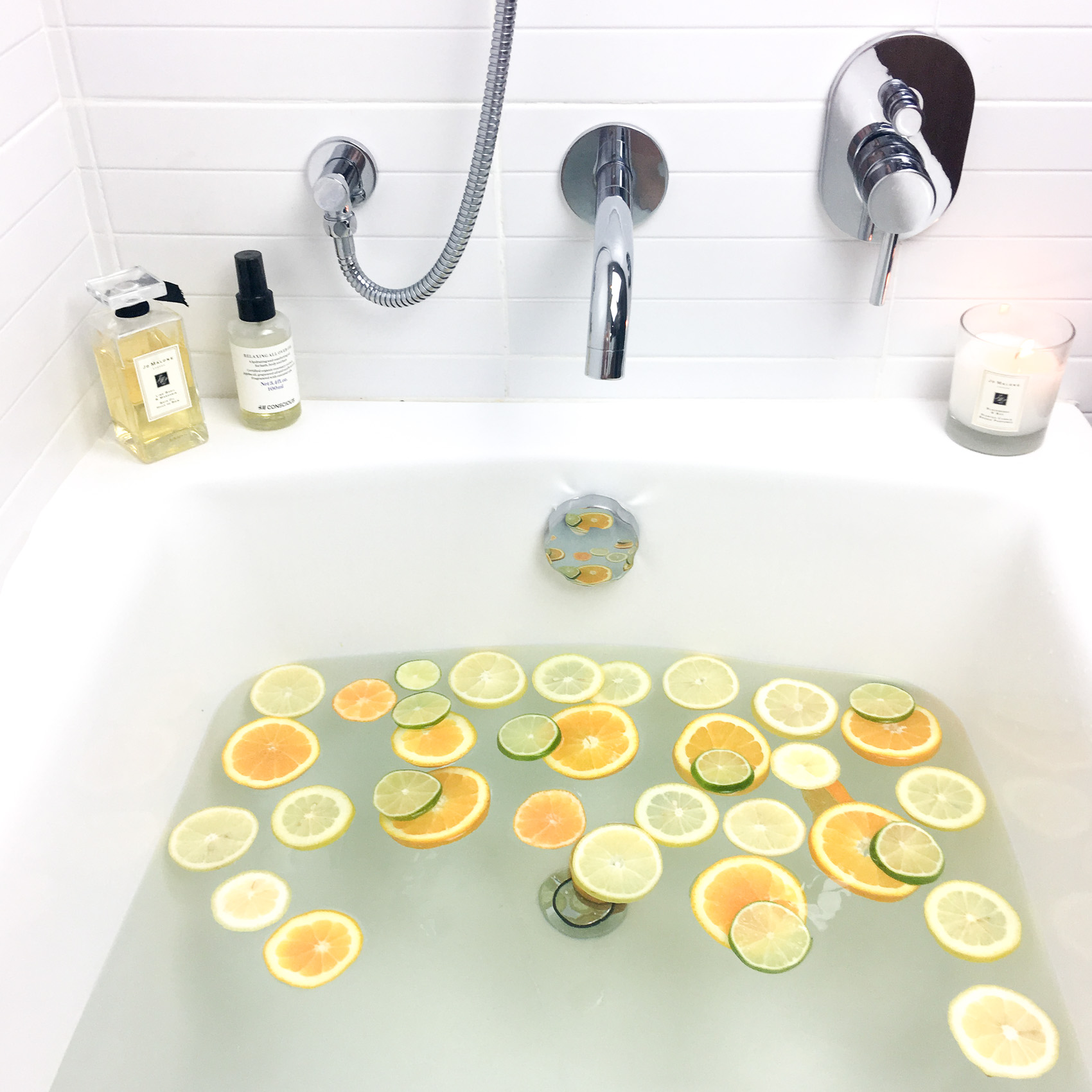 Orange and Lemon Bath - 1066.jpg