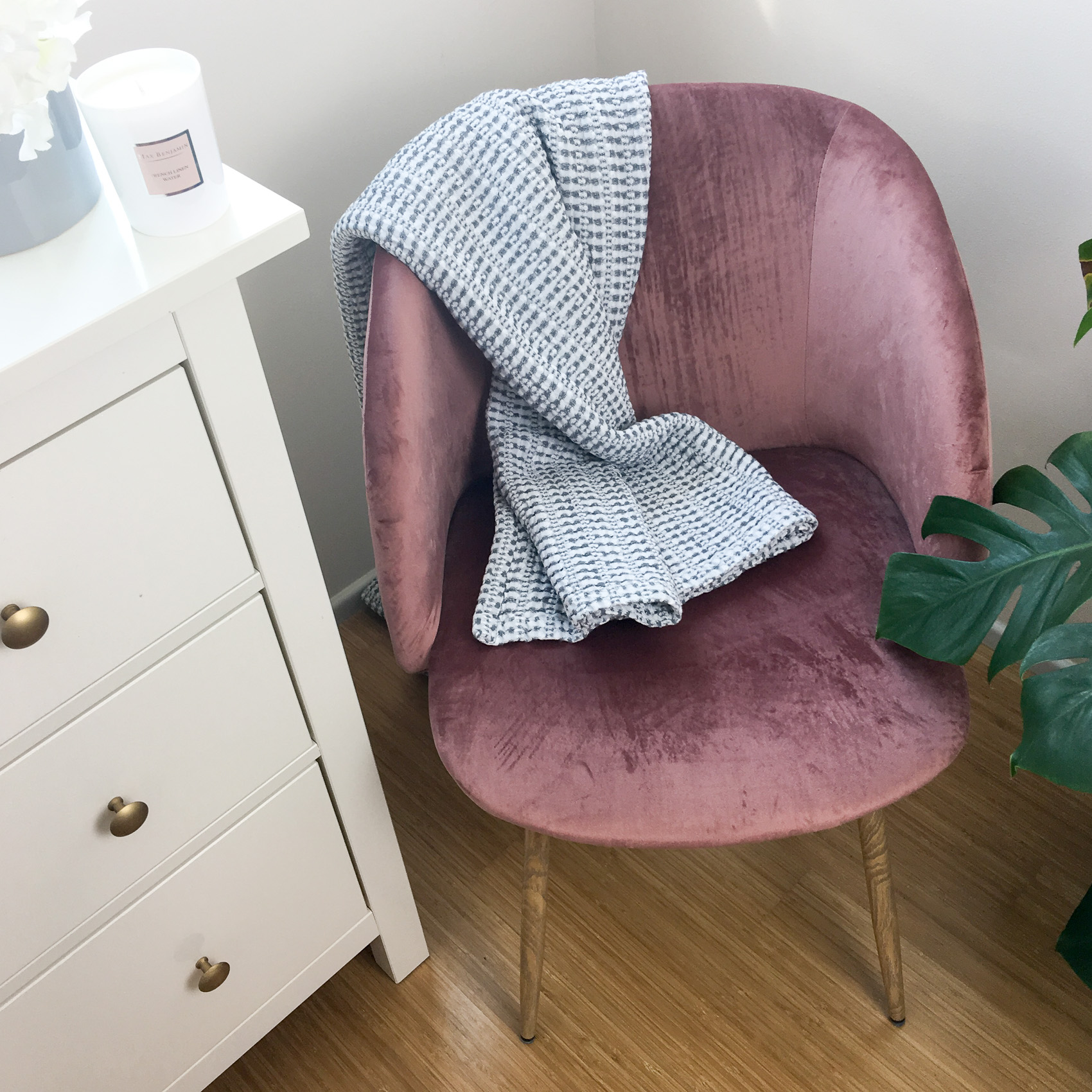 Q&A, Home Decor, Pink Velvet Chair.jpg