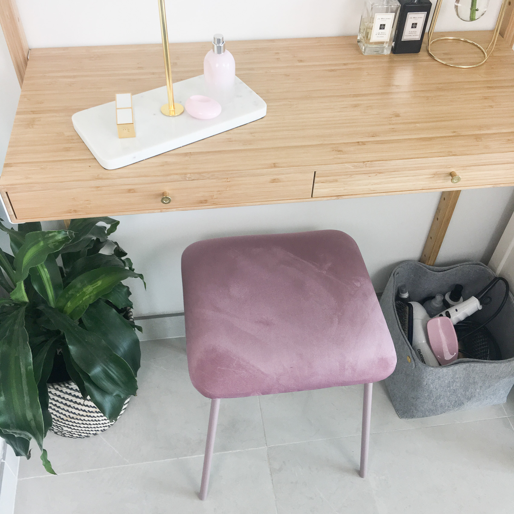 Ikea Pudda Basket--Ikea SVALNAS-Wall-mounted workspace combination bamboo--Zara Home FREE STANDING MIRROR WITH MARBLE BASE--Sostrene grene pink velvet stool -6.JPG